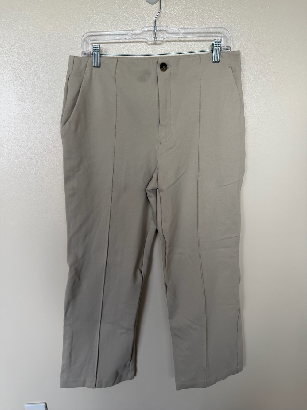 BANANA REPUBLIC Straight High-Rise Ponte Pant in Natural Stone